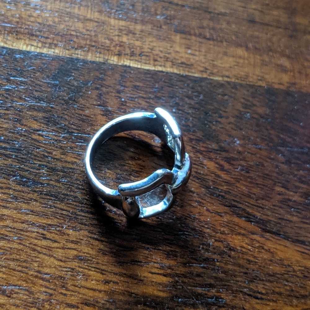 Bow Ring - Picture 3 of 5